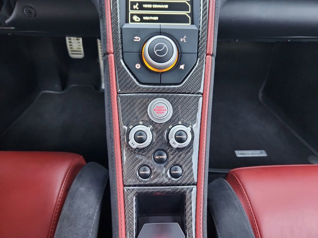 Used 2015 McLaren 650S Spider image 26