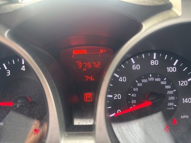 Used 2017 Nissan Juke S image 16