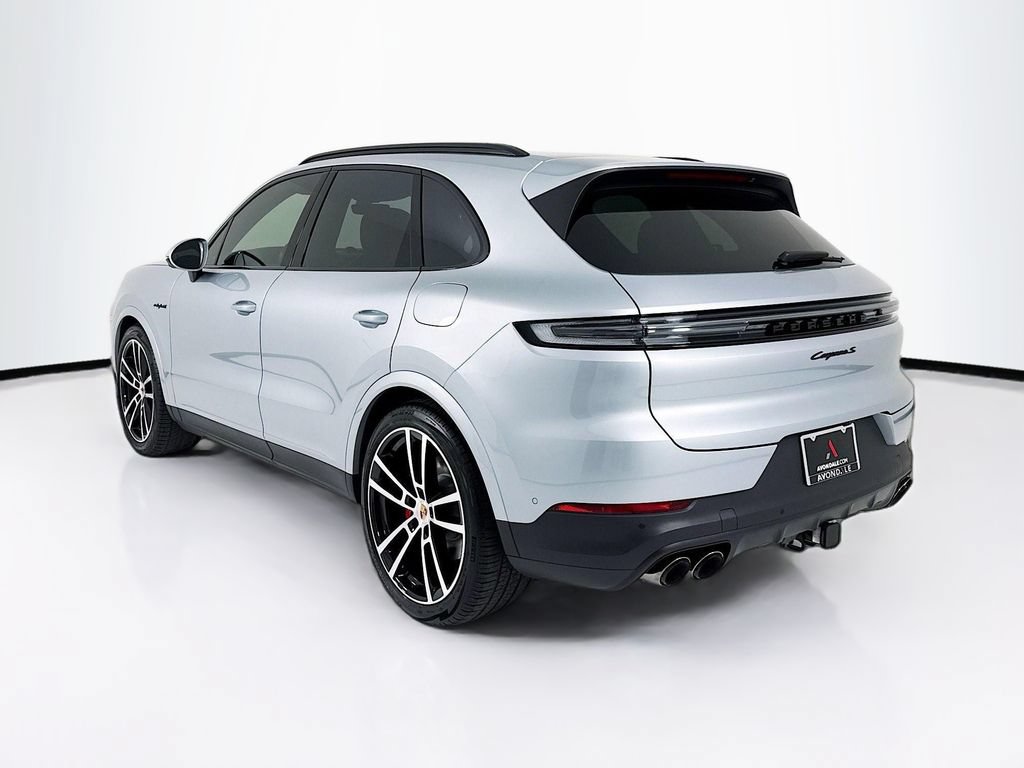 New 2026 Porsche Cayenne S AWD/4WD image 3