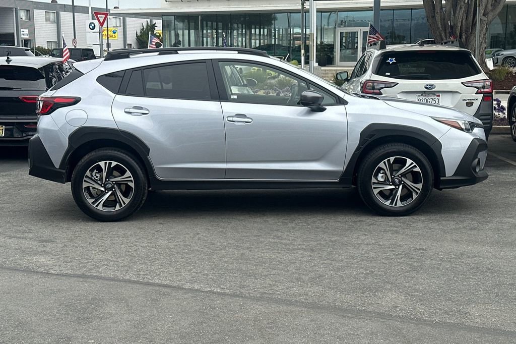 Certified 2025 Subaru Crosstrek 2.0i Premium image 3