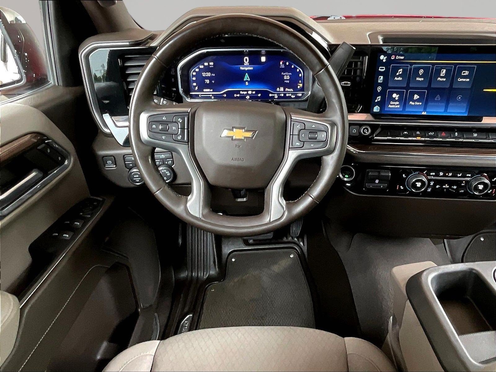 Used 2023 Chevrolet Silverado 1500 LT w/ Protection Package AWD/4WD image 9