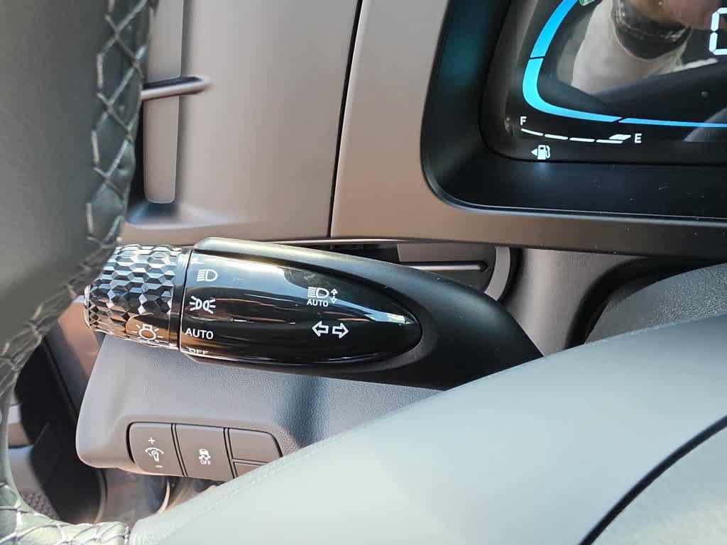 New 2026 Hyundai Elantra SEL Sport FWD image 30