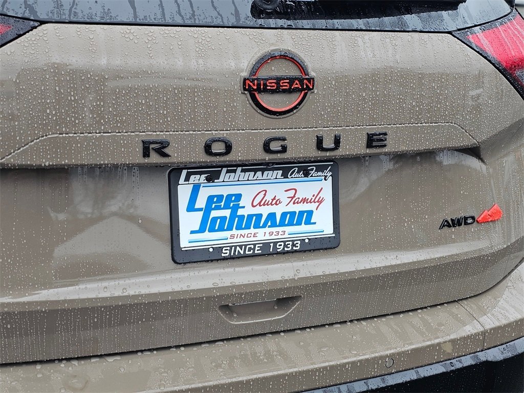 New 2026 Nissan Rogue SV w/ Rock Creek Premium Package image 19