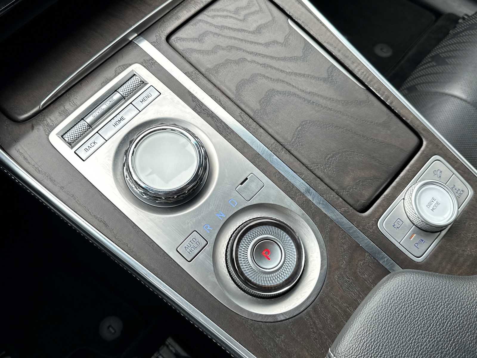 Used 2024 Genesis GV80 2.5T w/ Advanced Package image 20