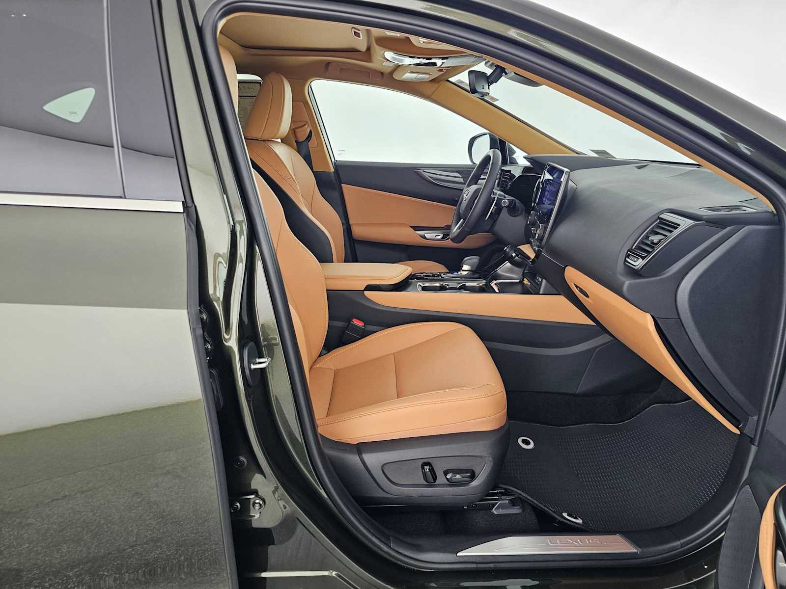 Certified 2026 Lexus NX 350 AWD w/ Cold Area Package image 10