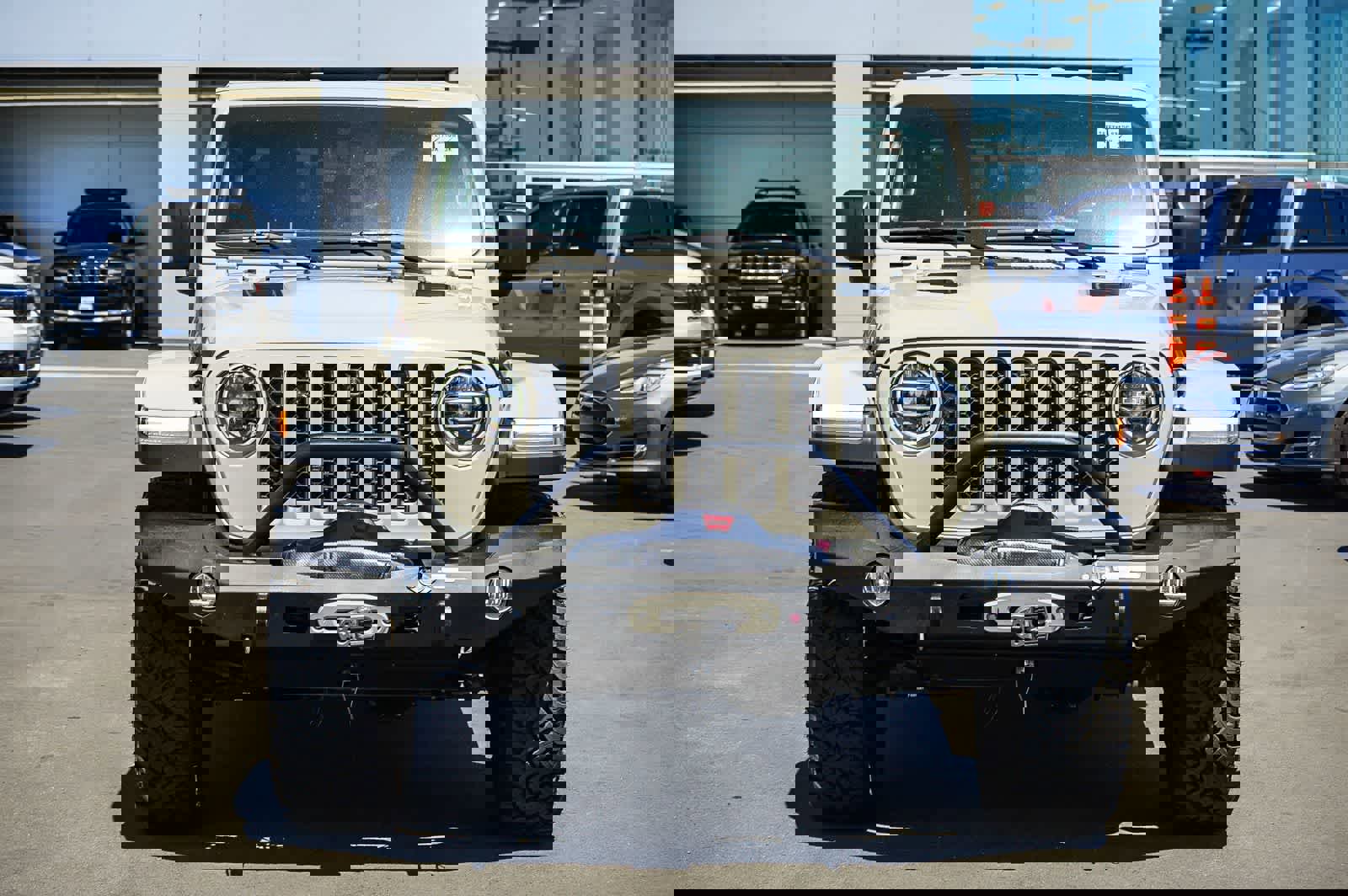 Used 2020 Jeep Gladiator Rubicon image 2