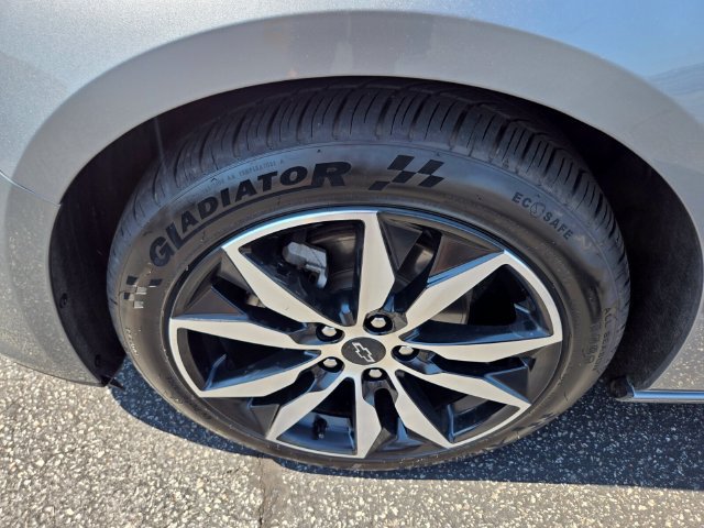 Used 2023 Chevrolet Malibu RS FWD image 20
