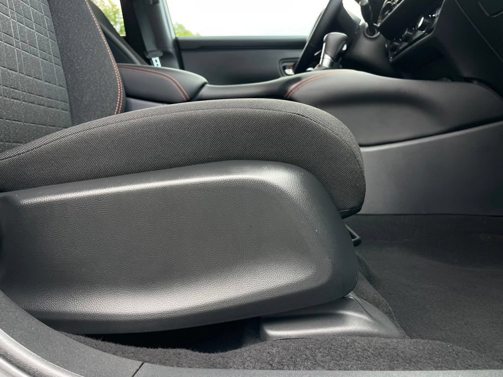 Certified 2026 Honda HR-V Sport image 30