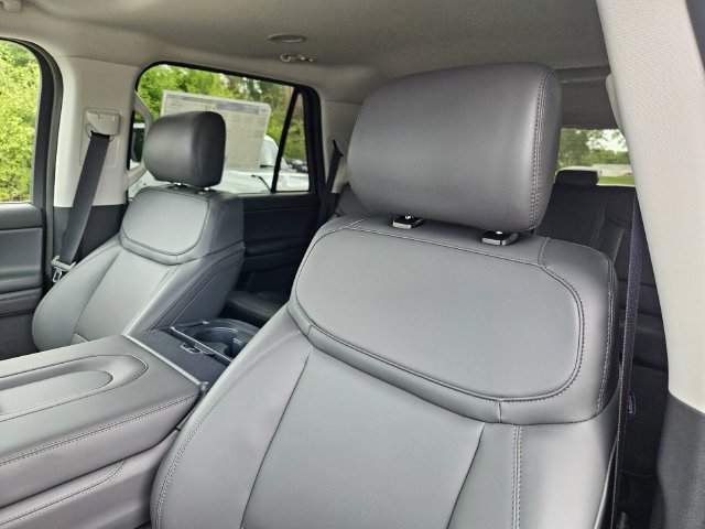 New 2026 Ford Expedition Active RWD image 11