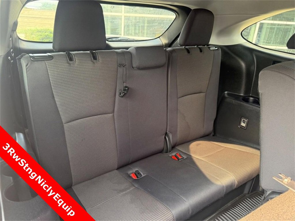Used 2023 Toyota Highlander LE image 13