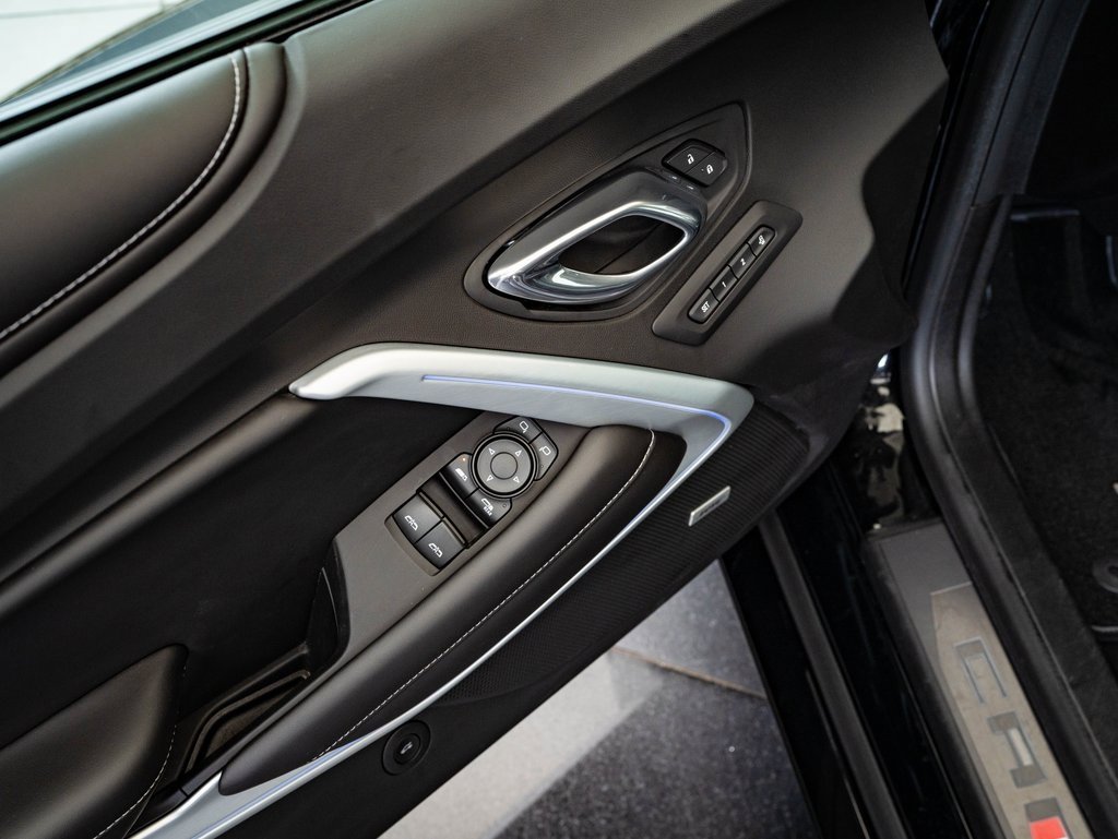 Used 2018 Chevrolet Camaro SS image 25