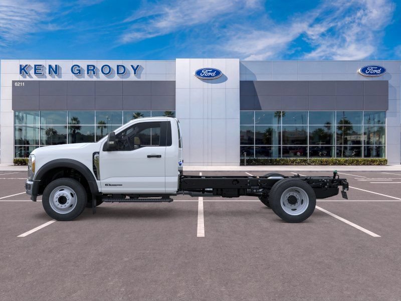 New 2026 Ford F550 2WD Regular Cab Super Duty image 5