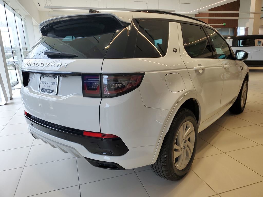 Used 2025 Land Rover Discovery Sport S image 3