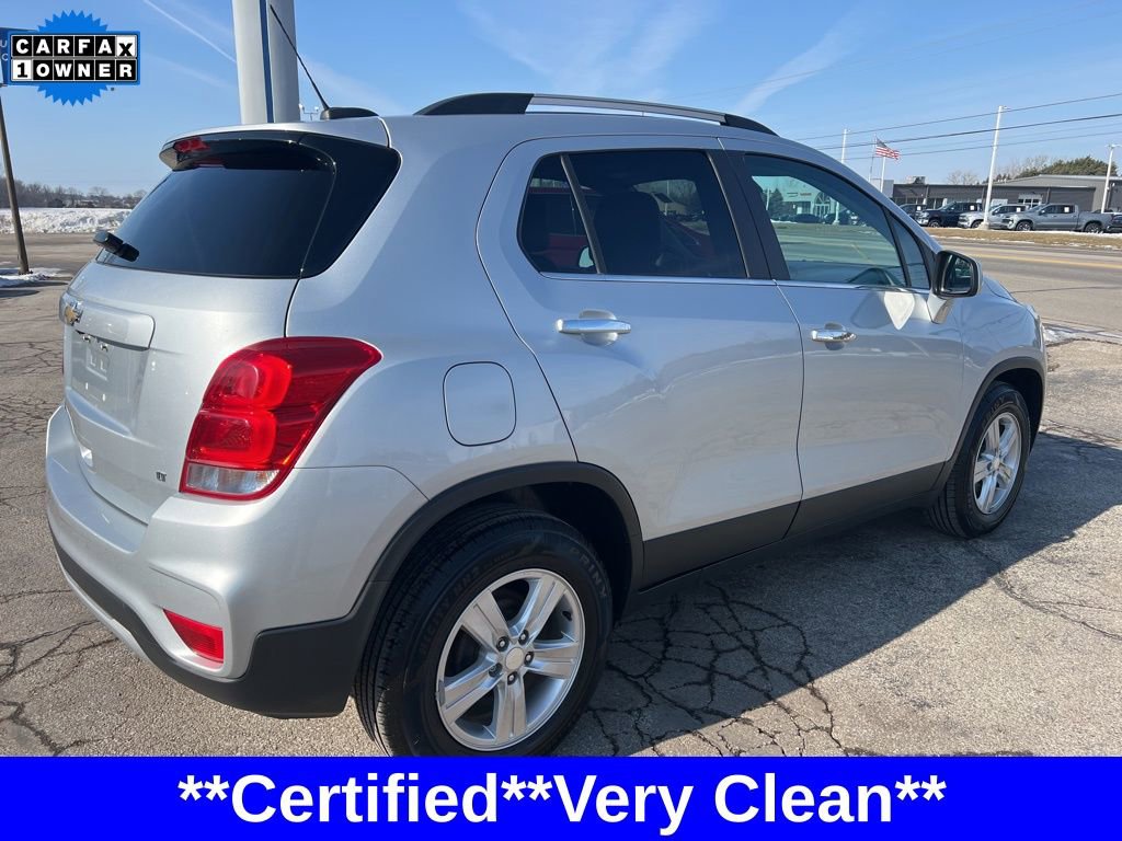Used 2020 Chevrolet Trax LT w/ LT Convenience Package image 4