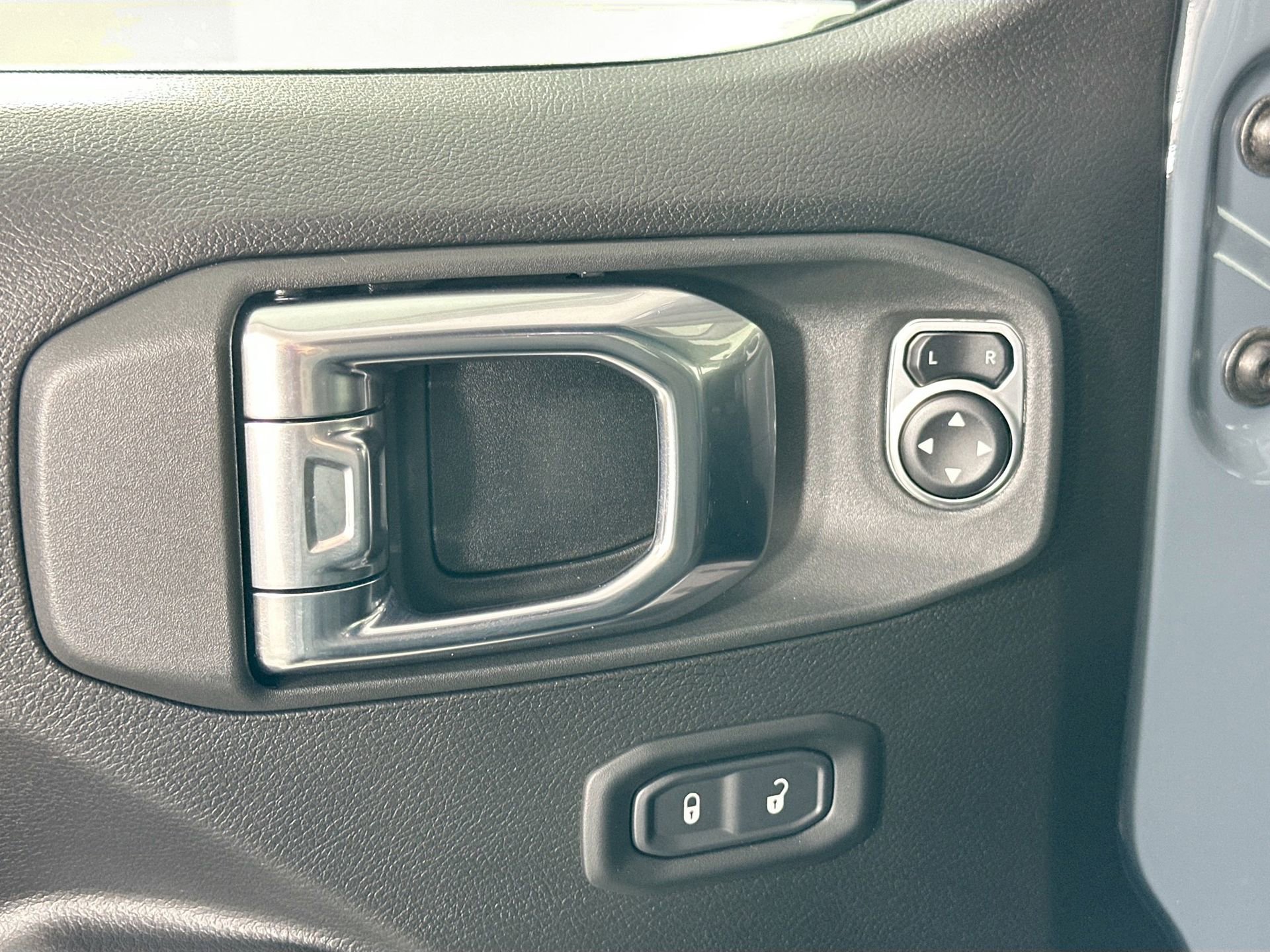 Used 2026 Jeep Wrangler Willys image 20