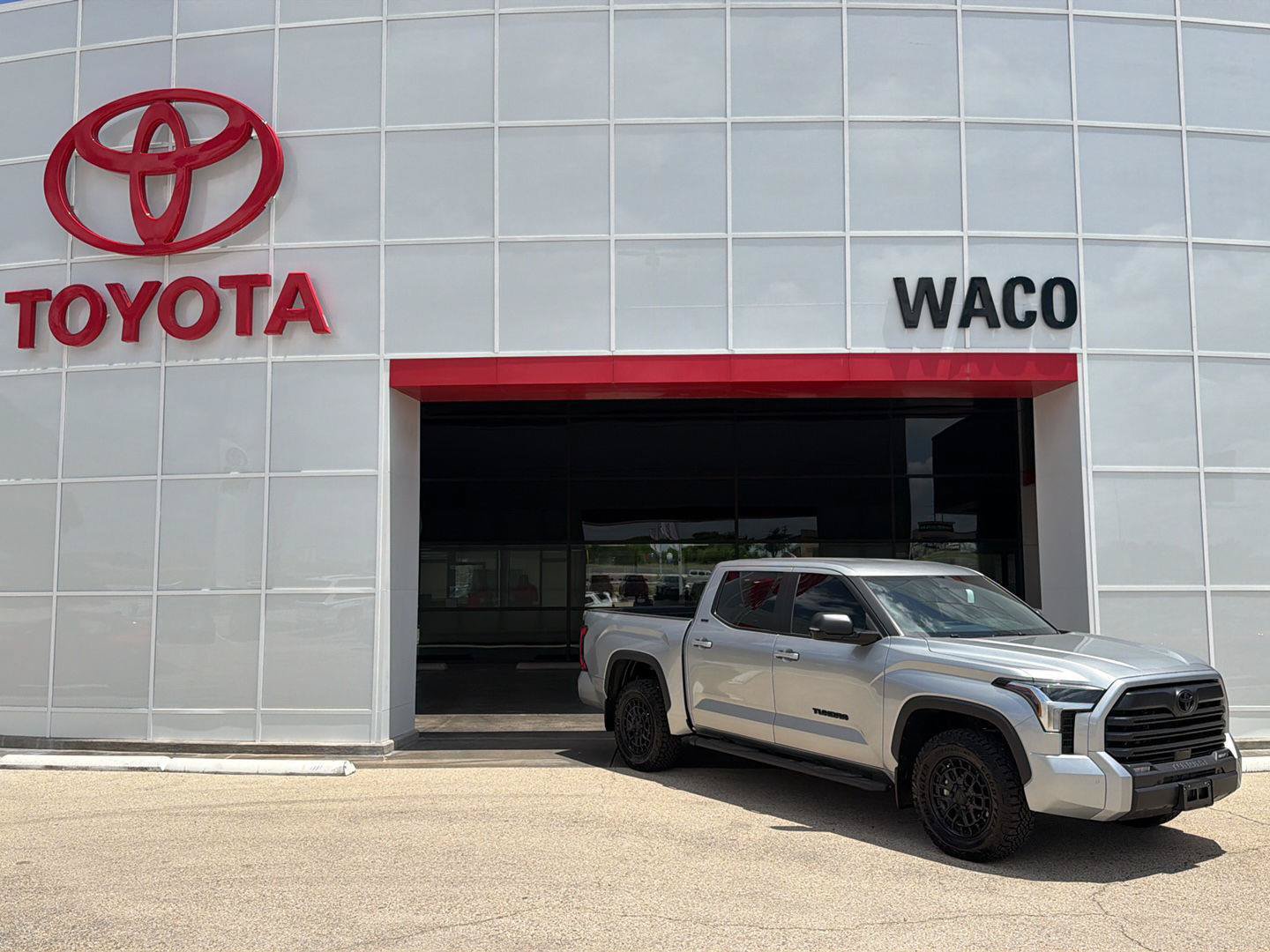 New 2026 Toyota Tundra SR5