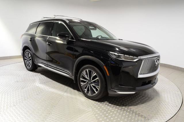 Certified 2026 INFINITI QX60 Luxe w/ Family Package AWD/4WD image 8