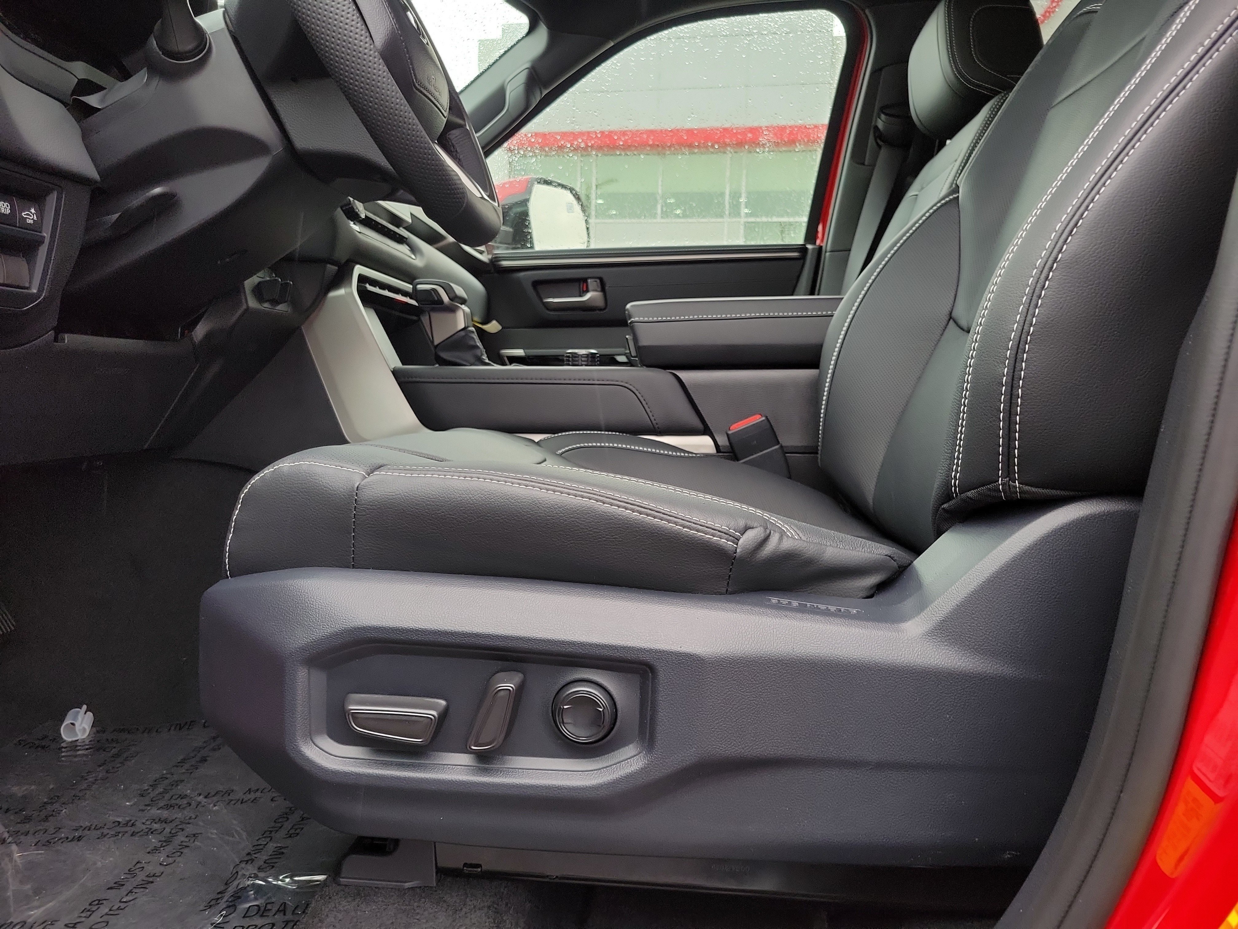 New 2026 Toyota Tundra Limited AWD/4WD image 16