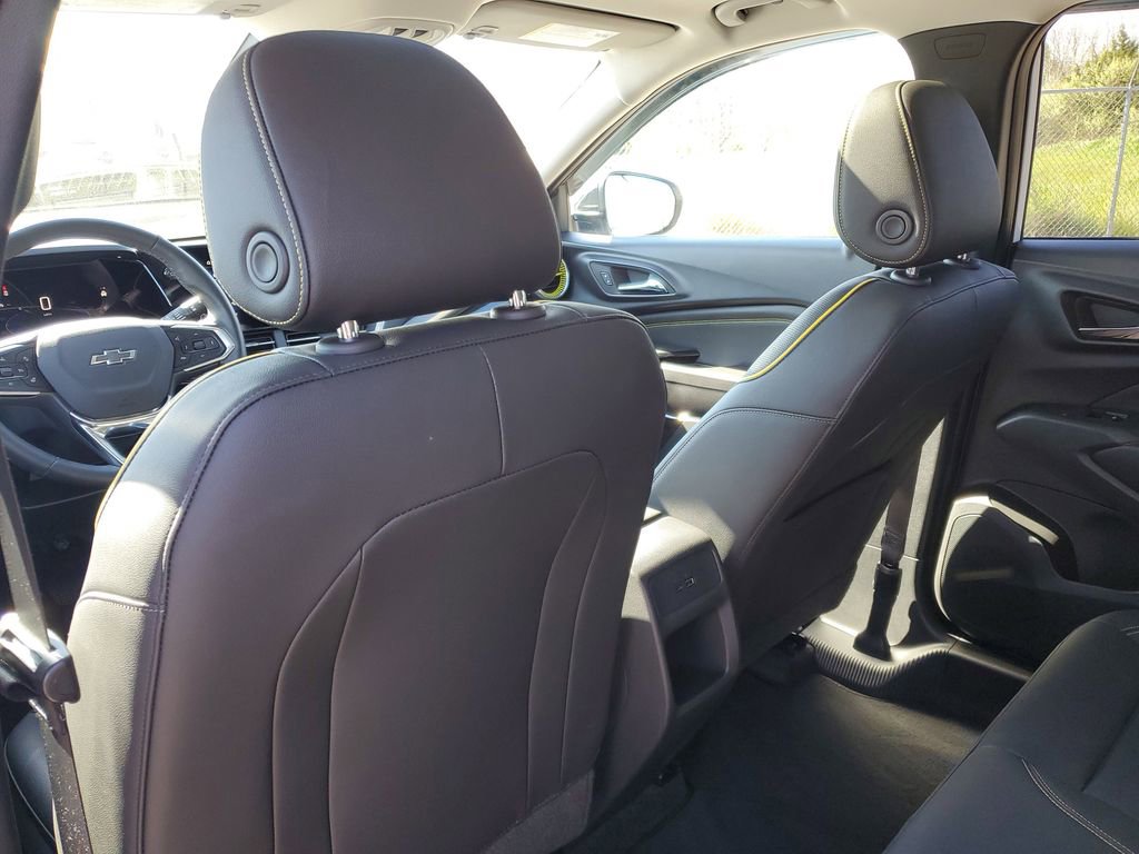 Certified 2024 Chevrolet Trax ACTIV w/ Sunroof Package FWD image 29