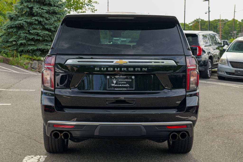 Used 2023 Chevrolet Suburban High Country AWD/4WD image 6