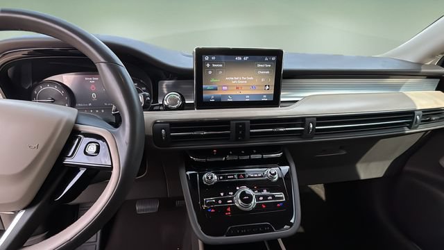 Used 2022 Lincoln Corsair FWD image 10
