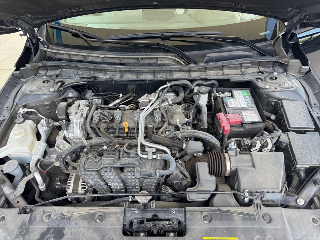 Used 2024 Nissan Altima 2.5 SV FWD image 24