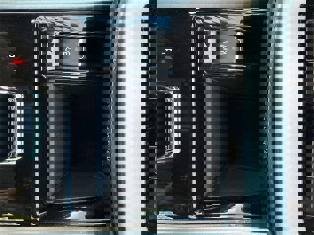 Used 2025 Subaru Outback Limited XT image 23