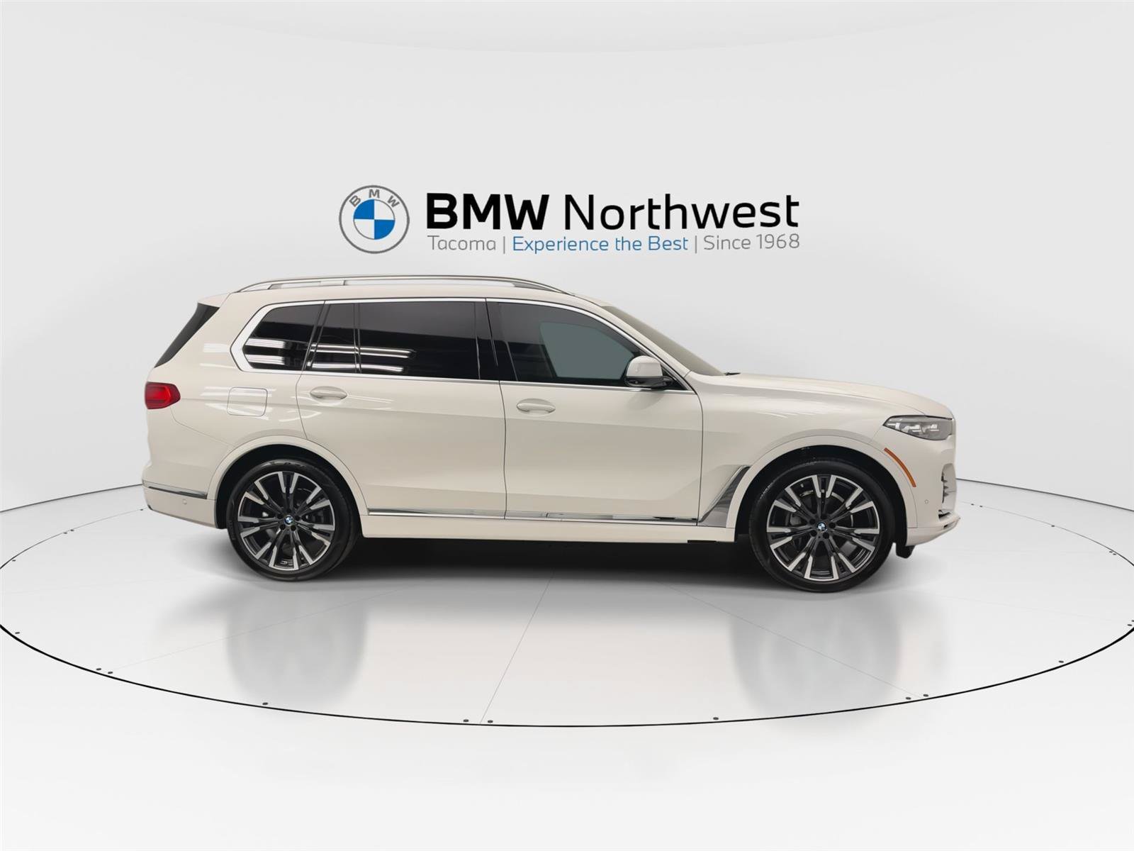 Used 2019 BMW X7 xDrive40i w/ Premium Package AWD/4WD image 5