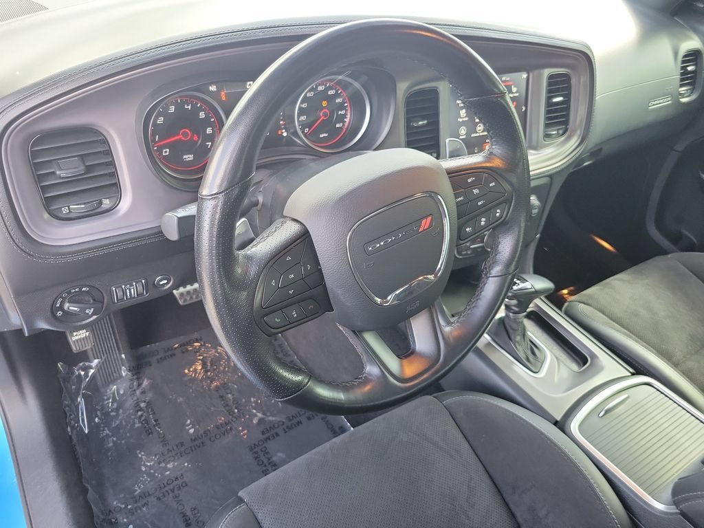 Used 2023 Dodge Charger R/T w/ Plus Group RWD image 25