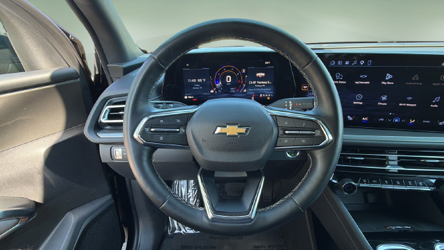 Used 2026 Chevrolet Traverse LT w/ Driver Confidence Package FWD image 12