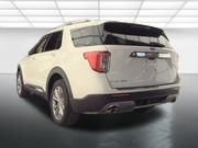 Used 2023 Ford Explorer Limited w/ Equipment Group 301A AWD/4WD image 8