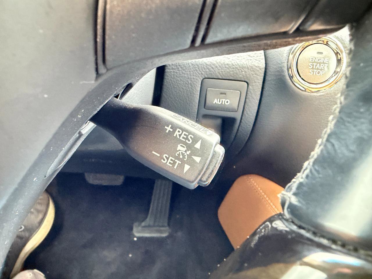 Used 2013 Lexus LS 460 L w/ Ultra Luxury Pkg image 35