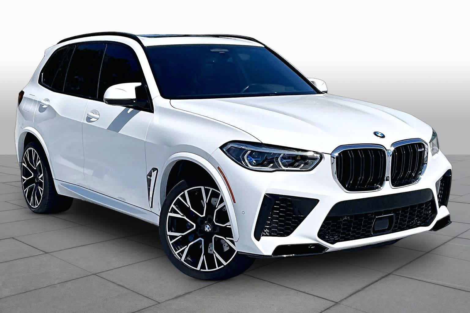 Used 2022 BMW X5 M w/ Executive Package AWD/4WD image 3
