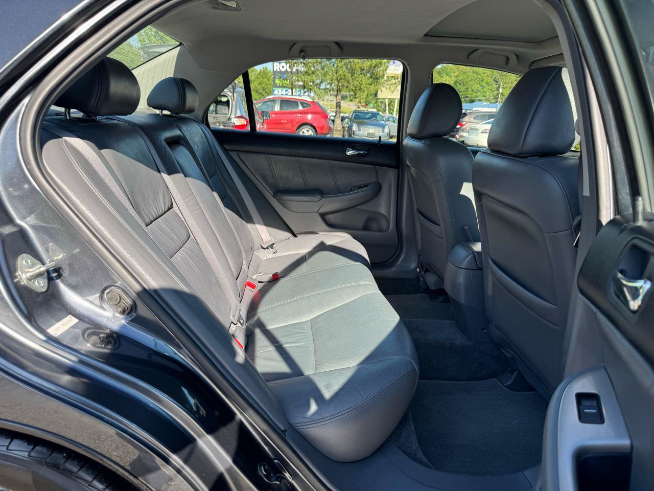 Used 2003 Honda Accord EX image 16