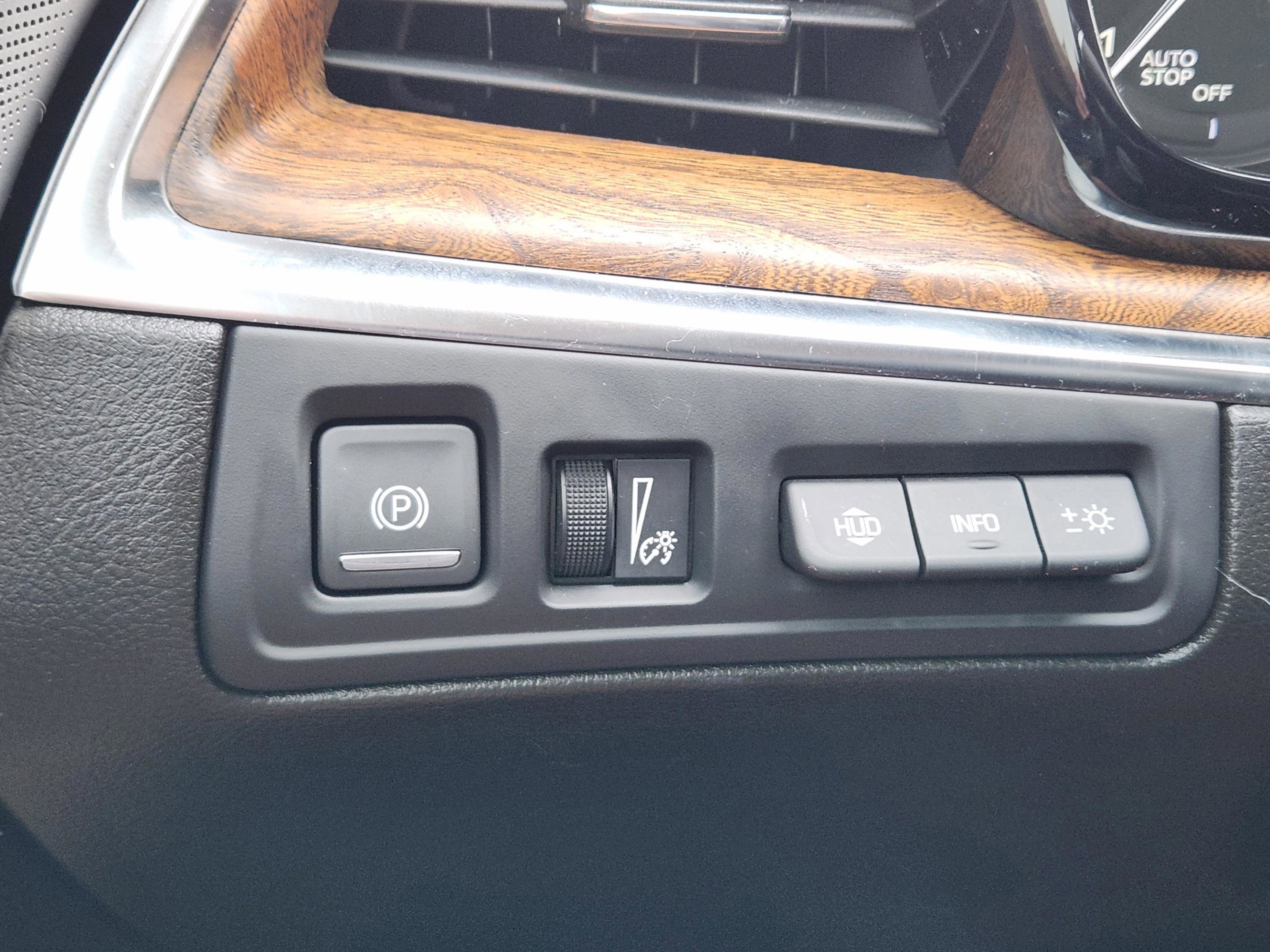 Used 2021 Cadillac XT5 Premium Luxury w/ Platinum Package image 26