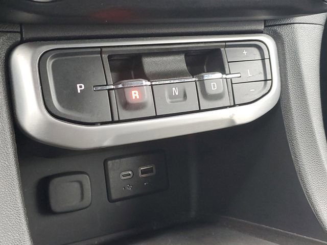 Certified 2023 GMC Acadia SLE image 30