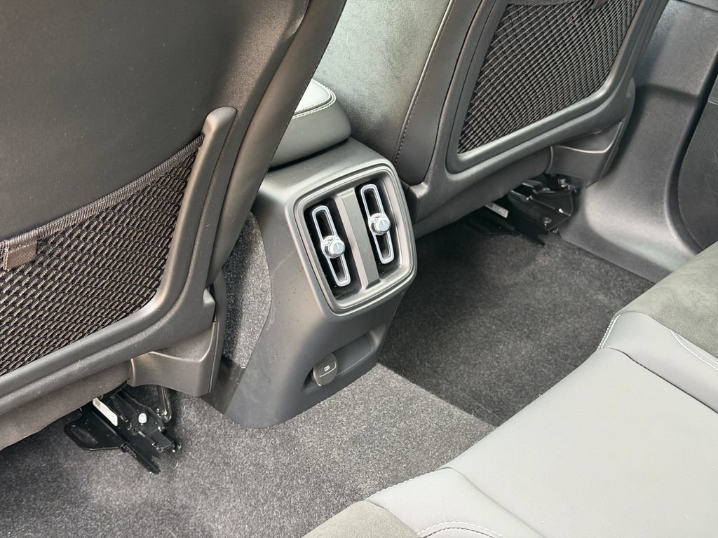 Certified 2023 Volvo C40 P8 Recharge Plus AWD/4WD image 24