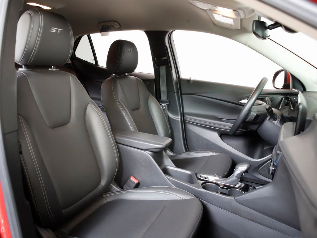 Used 2024 Buick Encore GX Sport Touring image 7