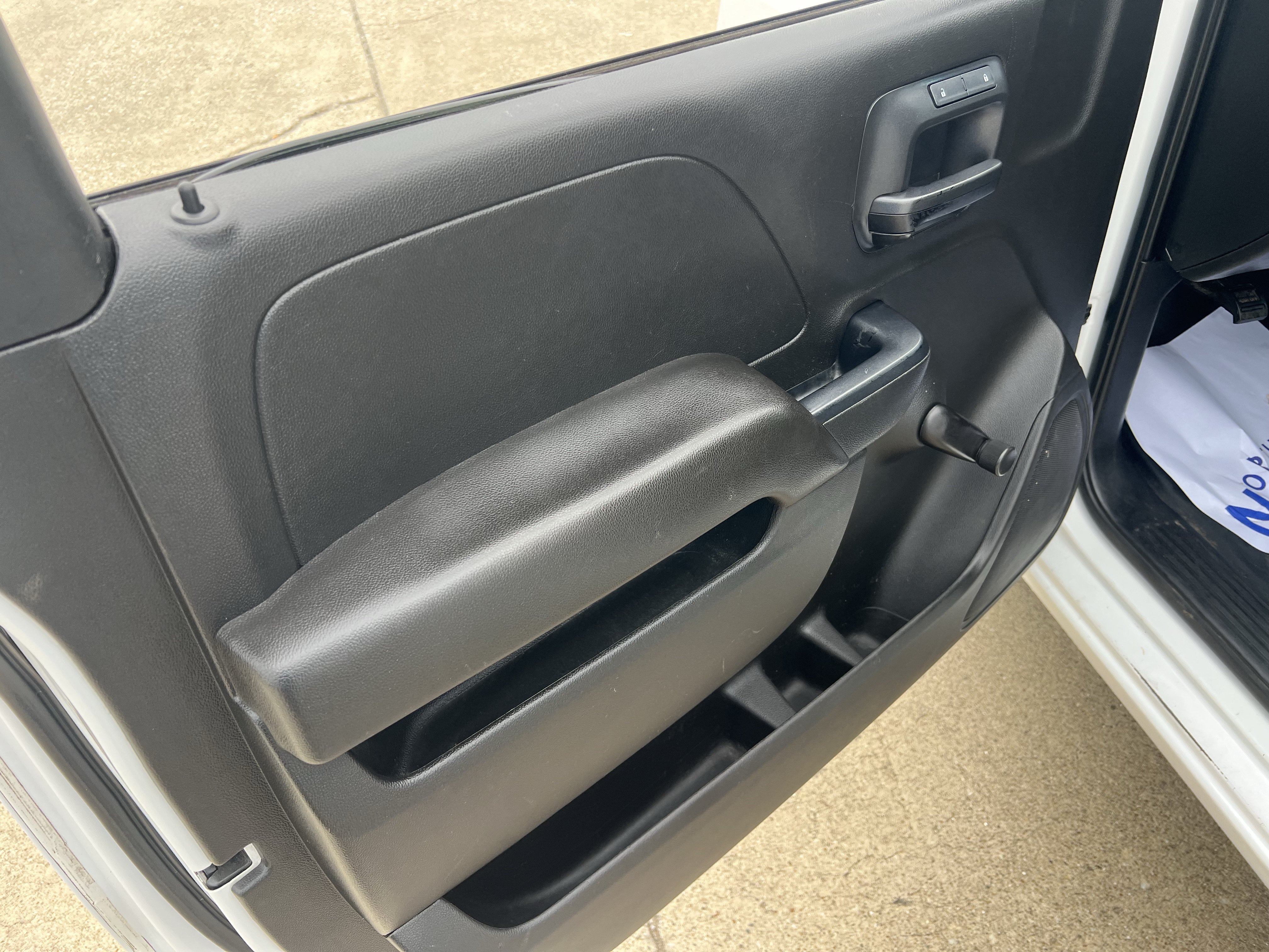 Used 2018 Chevrolet Silverado 1500 W/T RWD image 14