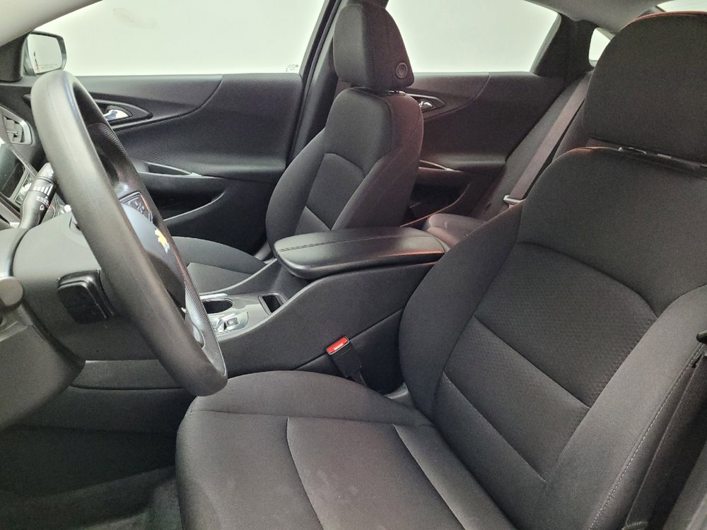 Used 2024 Chevrolet Malibu LT image 17