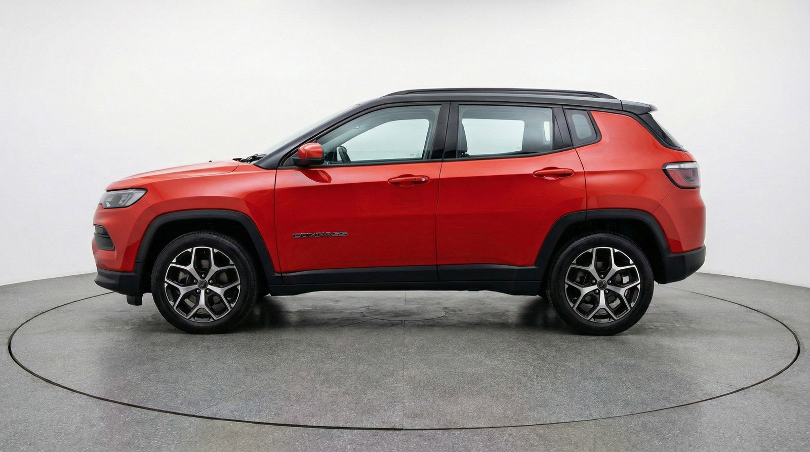 Used 2025 Jeep Compass Limited image 5