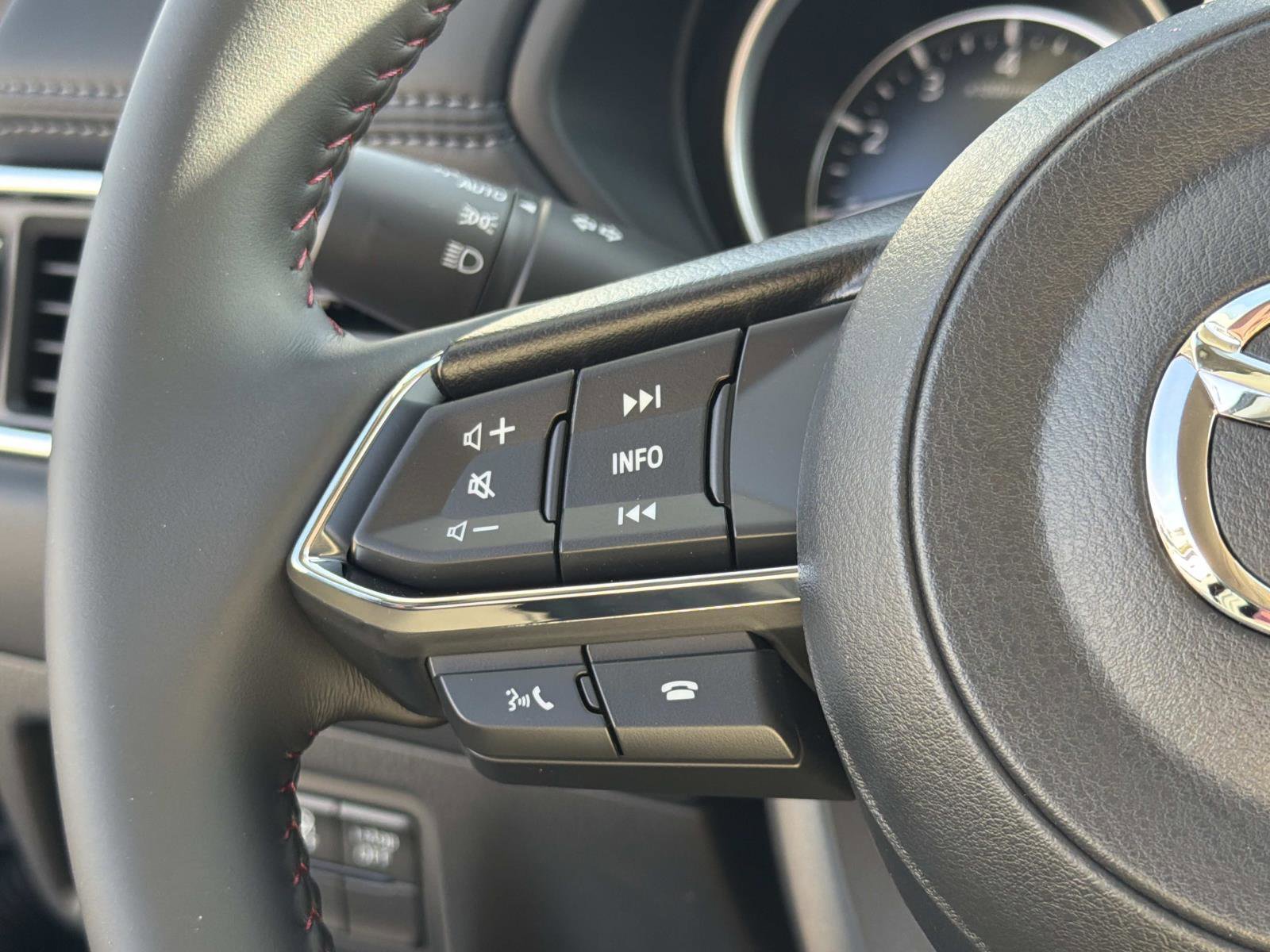 New 2025 MAZDA CX-5 Carbon Edition image 9