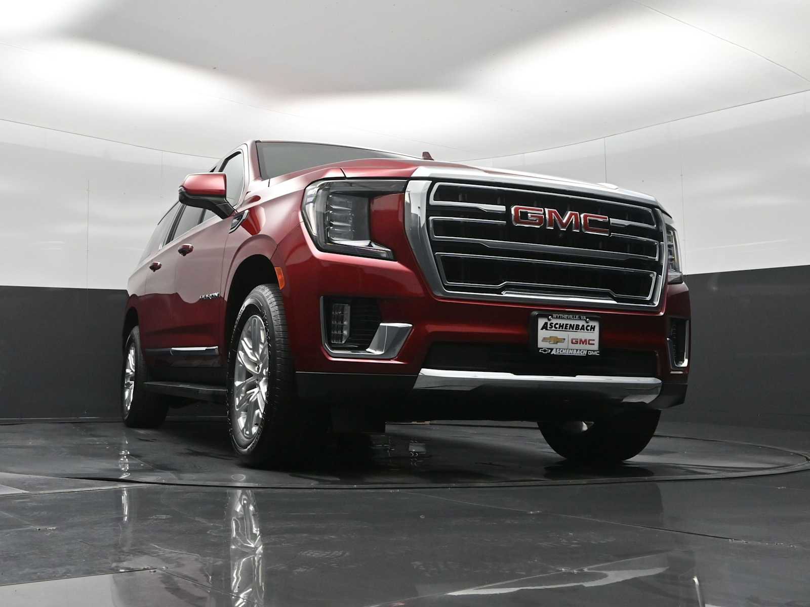 Used 2023 GMC Yukon XL SLT w/ SLT Premium Package image 41