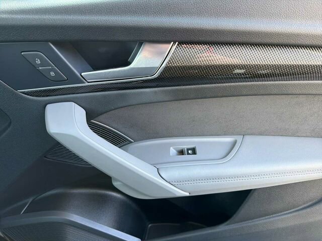 Used 2021 Audi SQ5 Prestige image 22