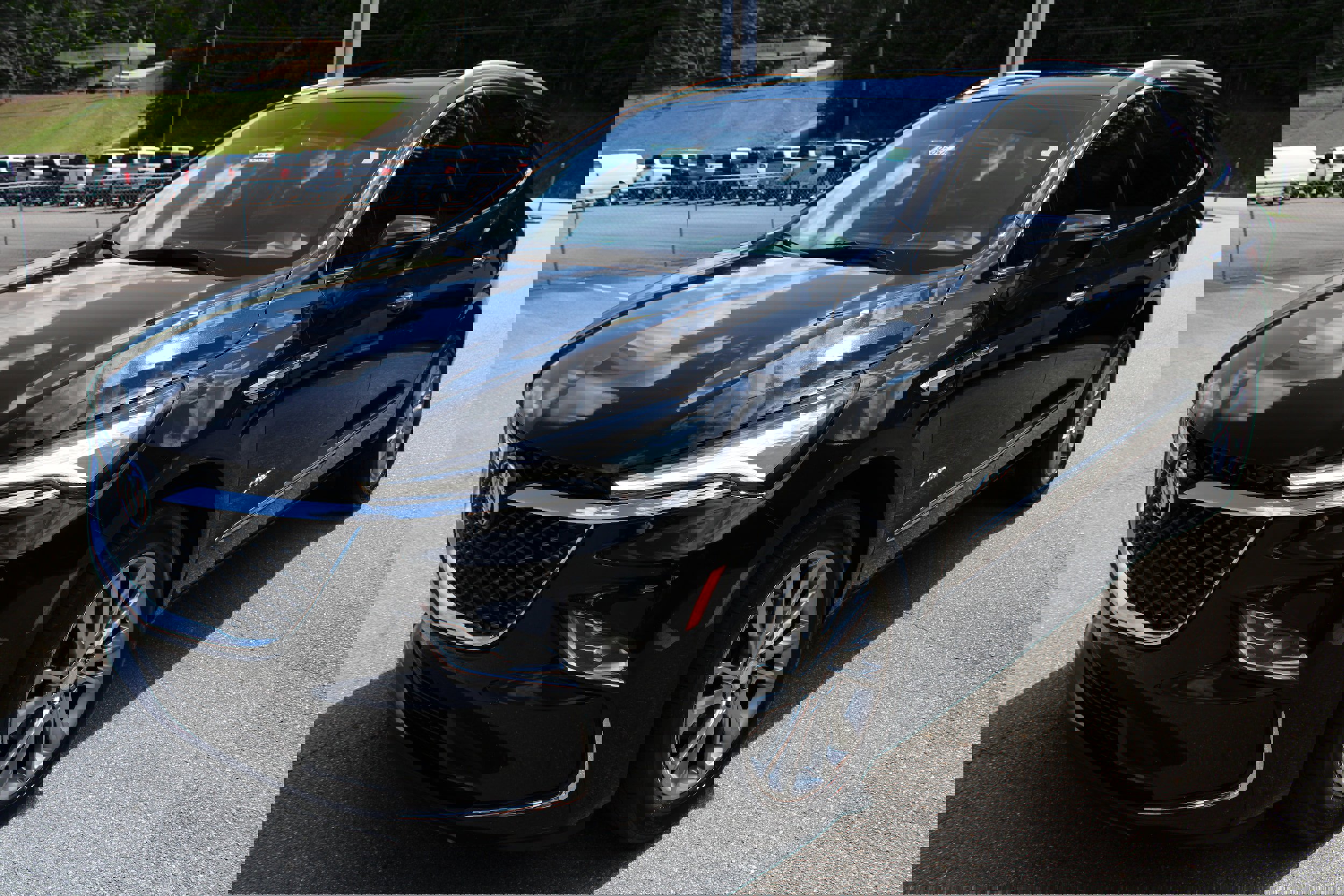 Used 2022 Buick Enclave Avenir w/ Avenir Technology Package image 7