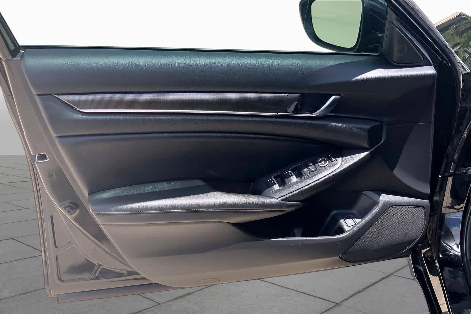 Used 2020 Honda Accord Sport image 21