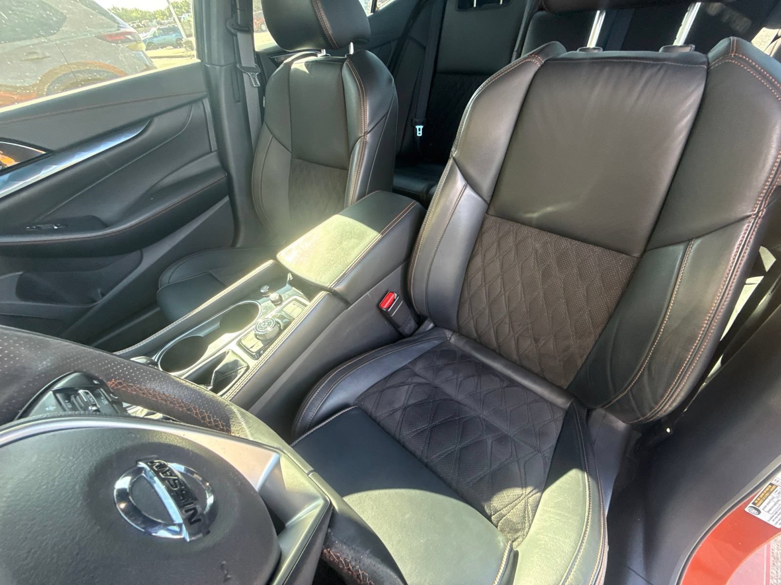Used 2022 Nissan Maxima SR w/ Sport Mat Group FWD image 11