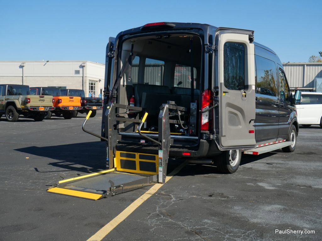 Used 2020 Ford Transit 350 XL image 6