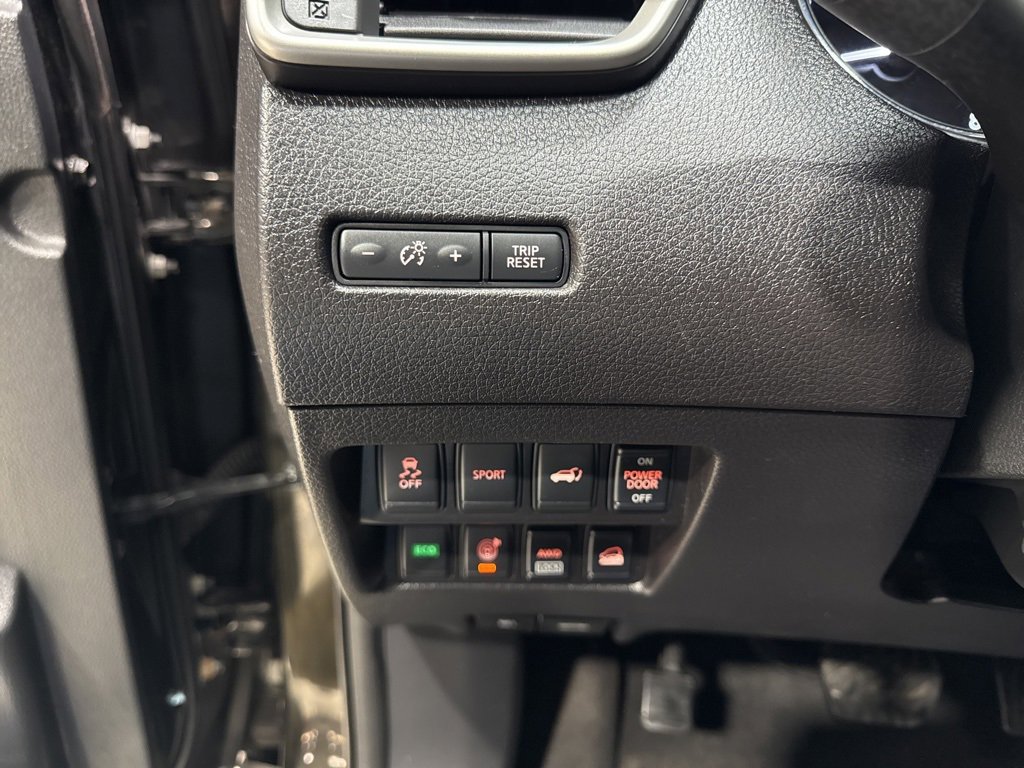 Used 2015 Nissan Rogue SL w/ SL Premium Package image 14