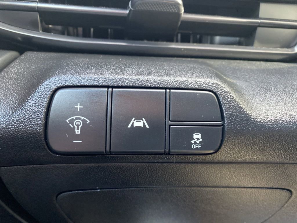 Certified 2023 Hyundai Elantra N Line image 24